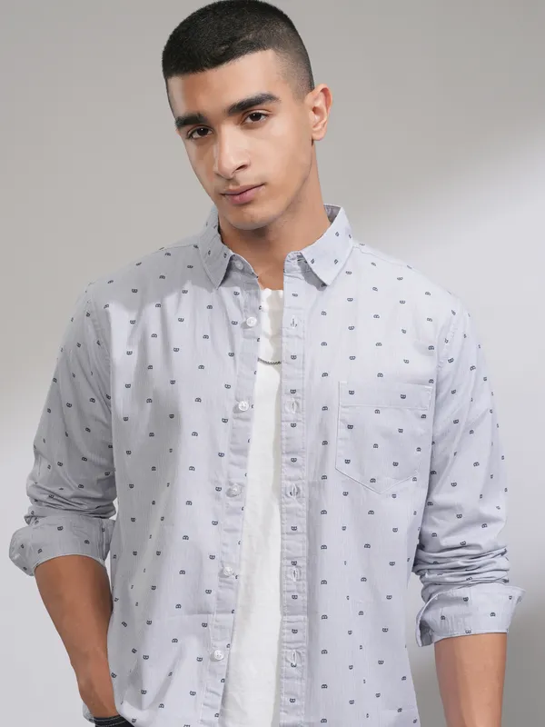 Highlander Men Green Printed Slim Fit Casual Shirt