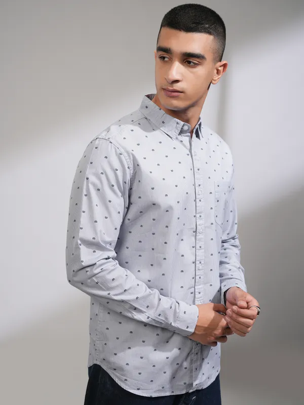 Highlander Men Green Printed Slim Fit Casual Shirt