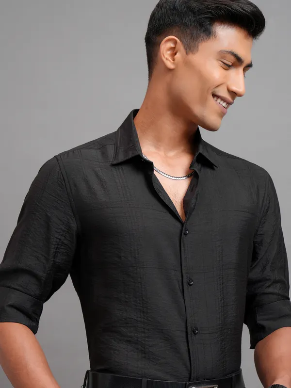 Highlander Men Black Self Design Slim Fit Casual Shirt