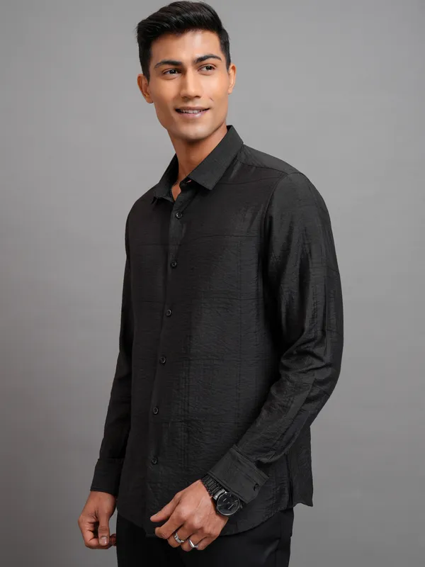 Highlander Men Black Self Design Slim Fit Casual Shirt
