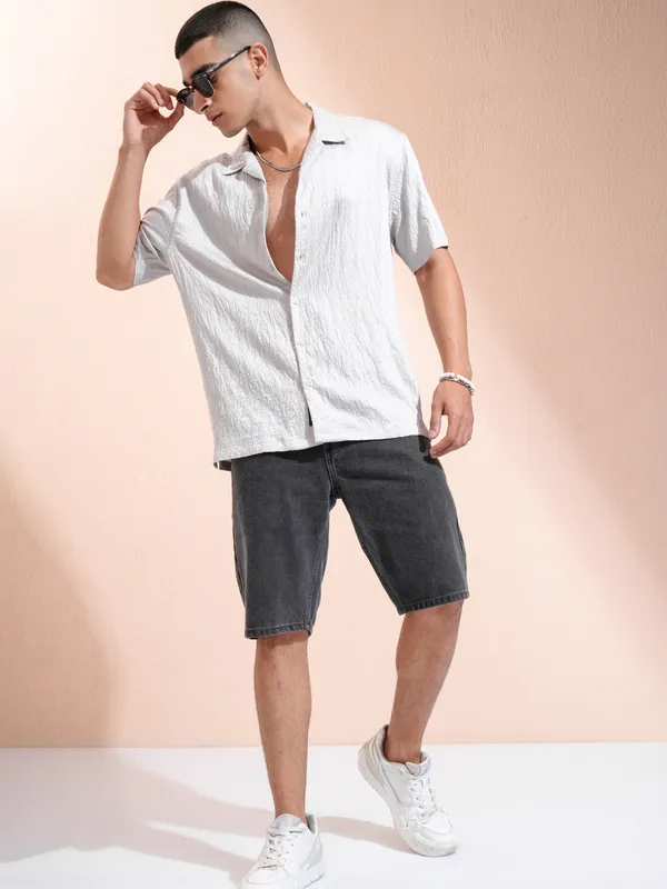 Highlander Men Grey Self Design Relaxed Fit Casual Shirt