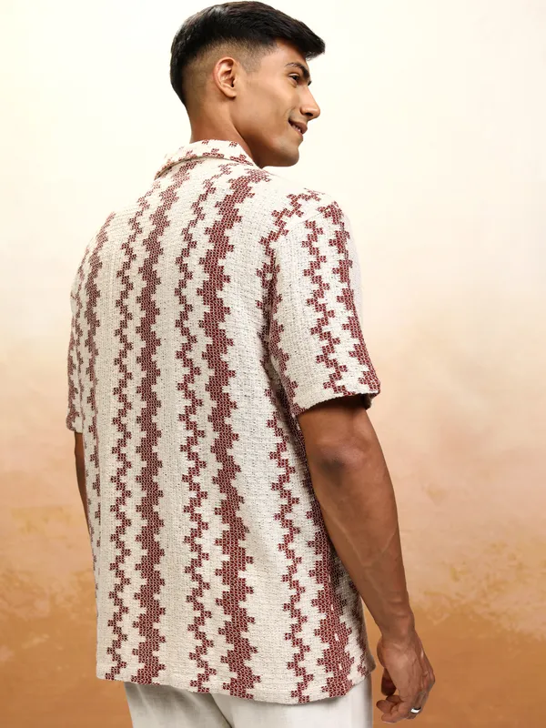 Highlander Men Beige Self Design Relaxed Fit Casual Shirt