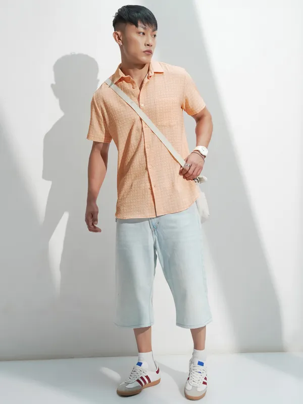 Highlander Men Orange Checked Regular Fit Casual Shirt