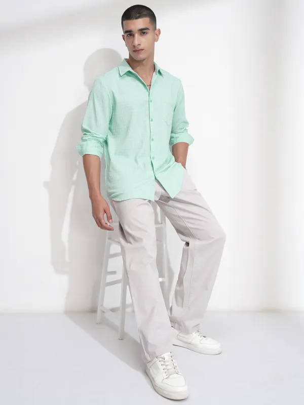 Highlander Men Green Checked Regular Fit Casual Shirt