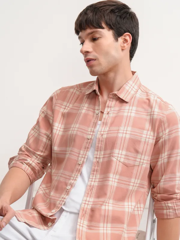 Men Regular Fit Casual Shirt