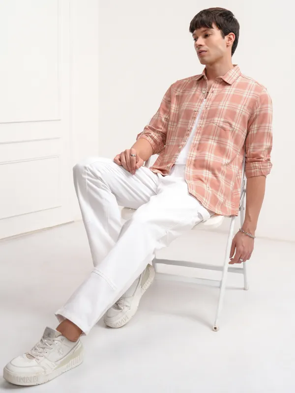Men Regular Fit Casual Shirt