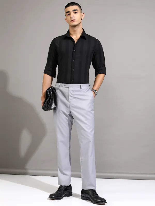 Highlander Men Black Striped Slim Fit Casual Shirt