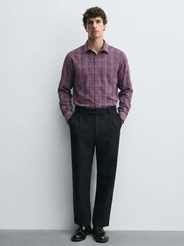 Highlander Men Purple Self Design Slim Fit Casual Shirt