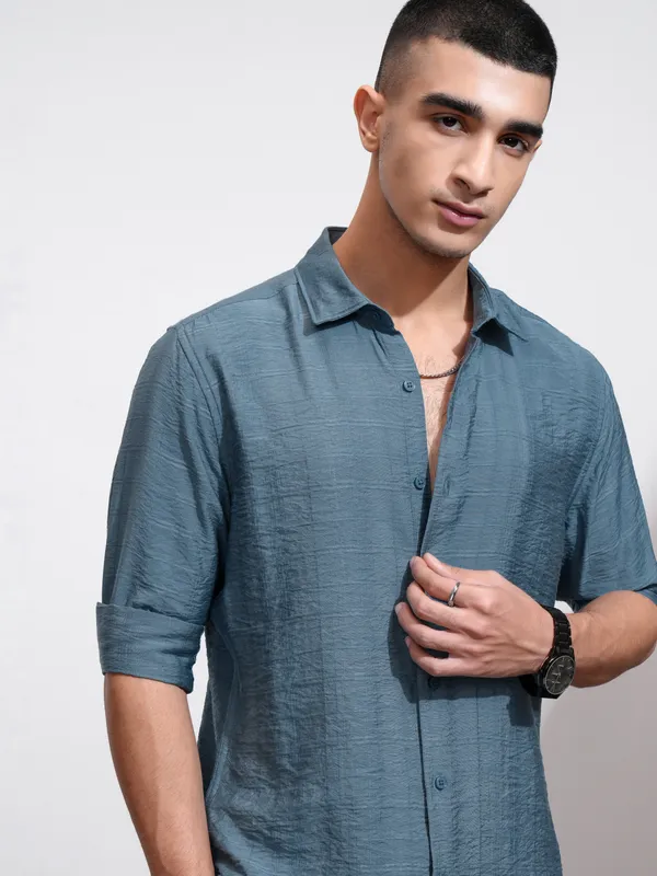 Highlander Men Blue Self Design Regular Fit Casual Shirt
