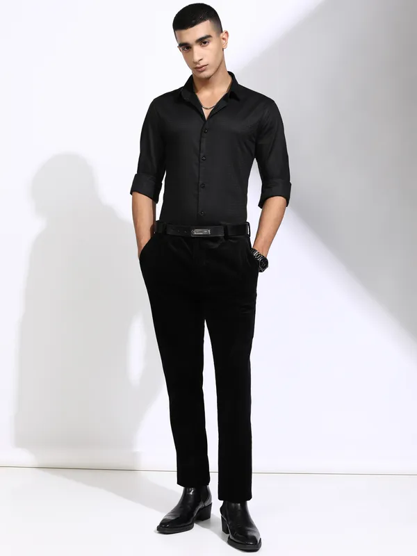 Highlander Men Black Self Design Slim Fit Casual Shirt