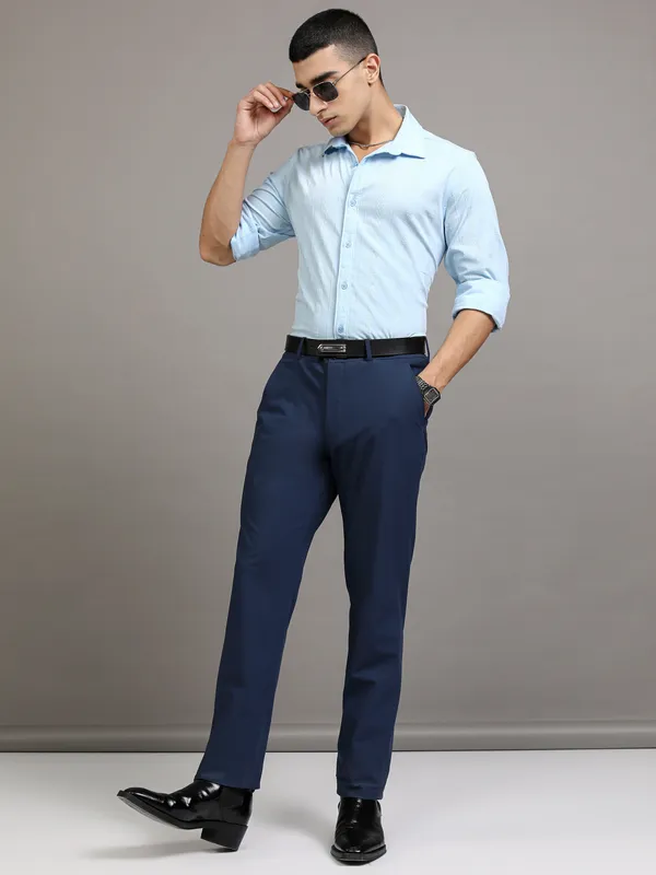 Highlander Men Blue Checked Slim Fit Casual Shirt