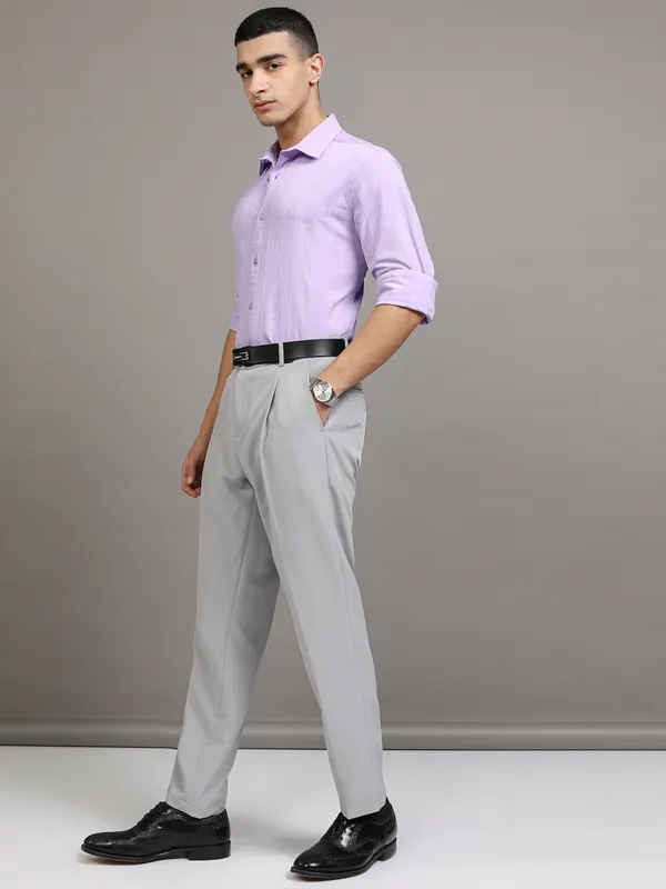 Highlander Men Lavender Striped Slim Fit Casual Shirt