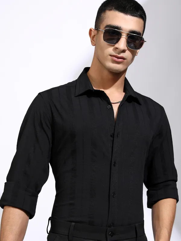Highlander Men Black Striped Slim Fit Casual Shirt