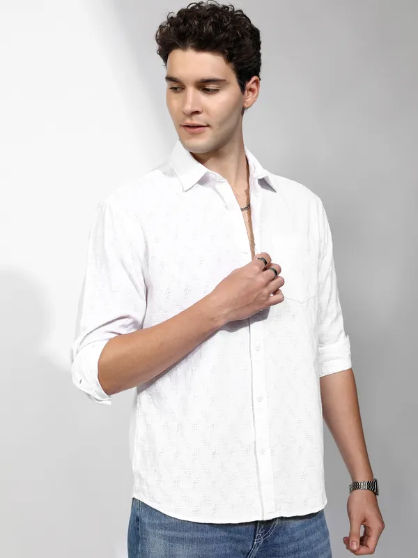 Highlander Men White Self Design Relaxed Fit Casual Shirt