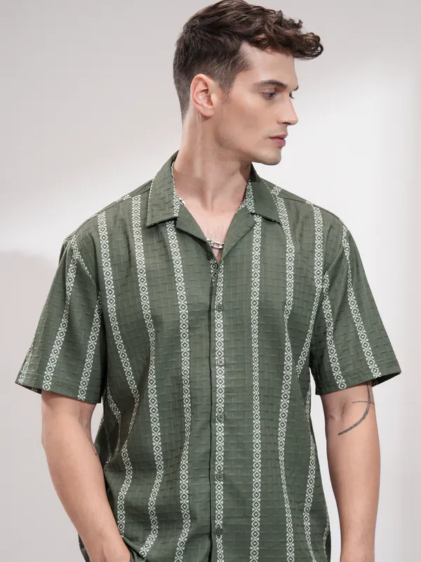 Highlander Men Olive Self Design Relaxed Fit Casual Shirt