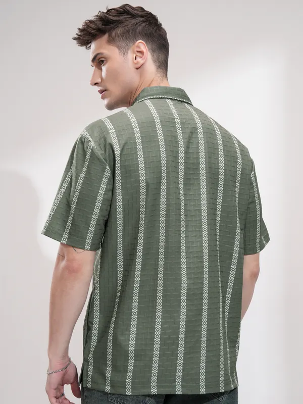 Highlander Men Olive Self Design Relaxed Fit Casual Shirt