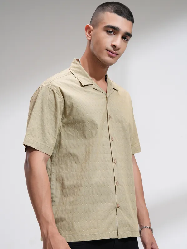 Highlander Men Khaki Textured Relaxed Fit Casual Shirt