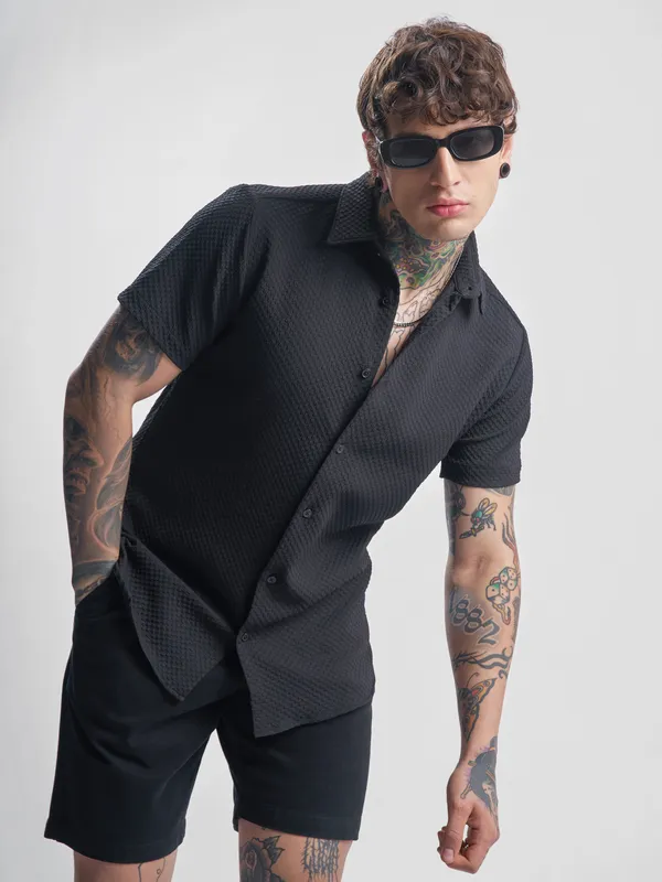 Highlander Men Black Self Design Regular Fit Casual Shirt