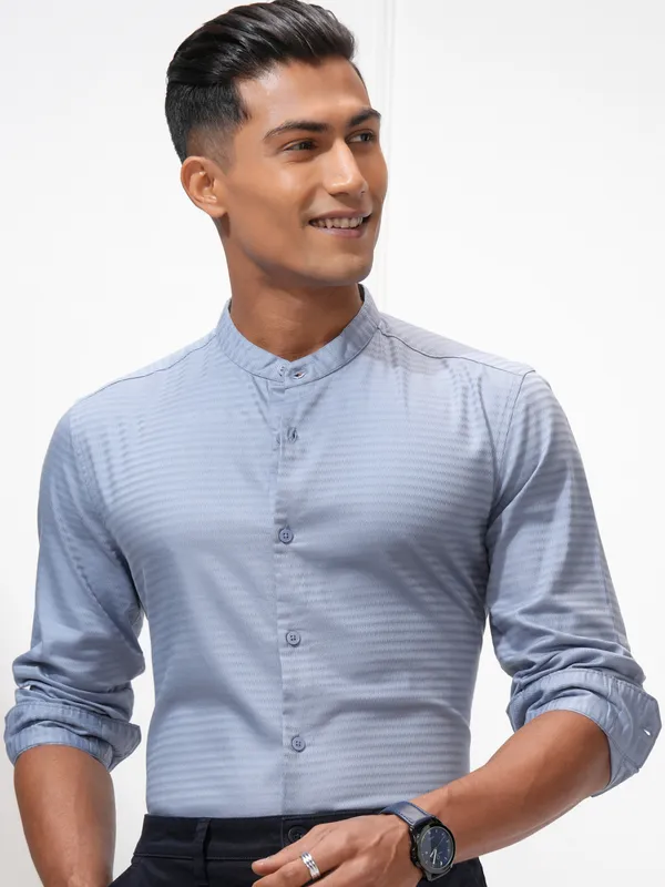 Highlander Men Blue Self Design Regular Fit Casual Shirt