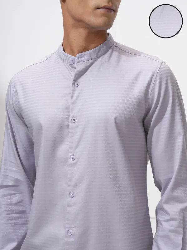 Highlander Men Mauve Self Design Regular Fit Casual Shirt