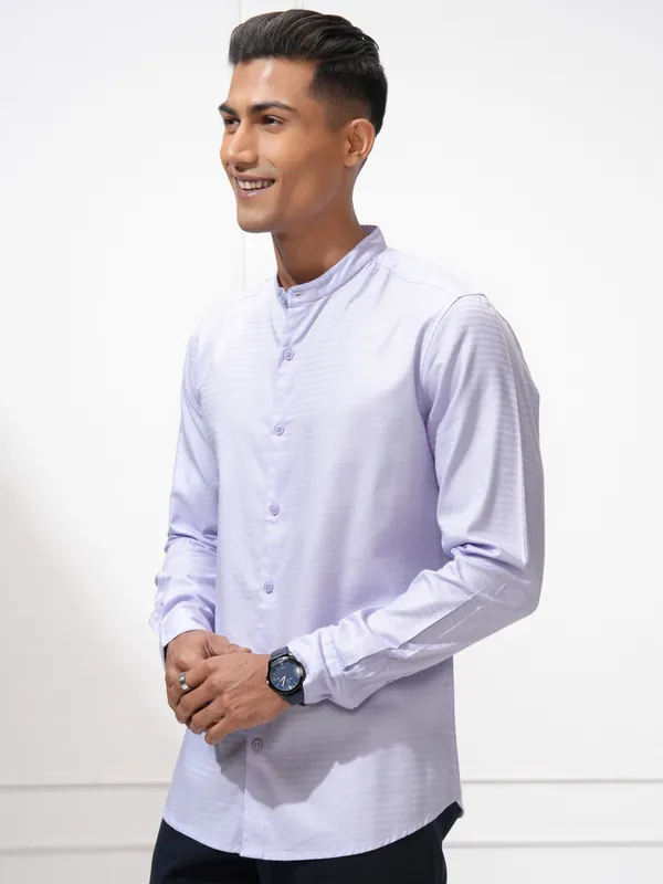 Highlander Men Lavender Self Design Regular Fit Casual Shirt