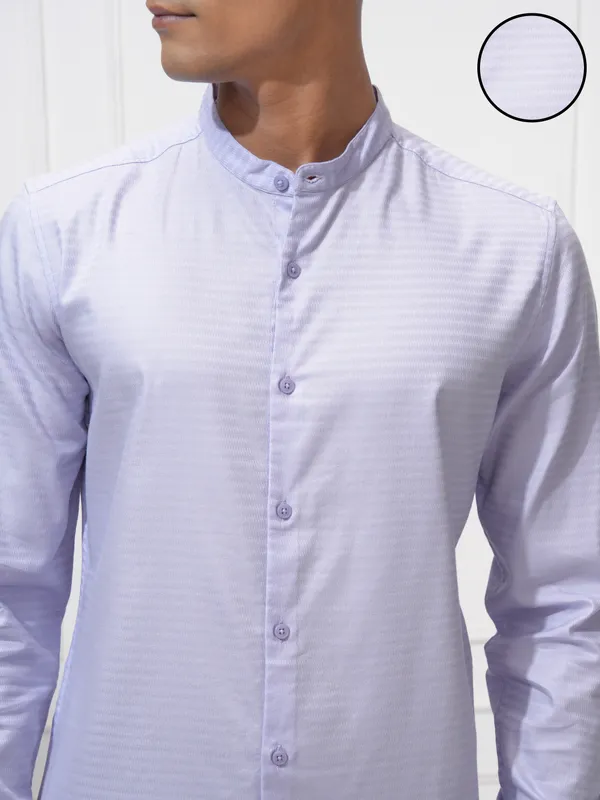 Highlander Men Lavender Self Design Regular Fit Casual Shirt