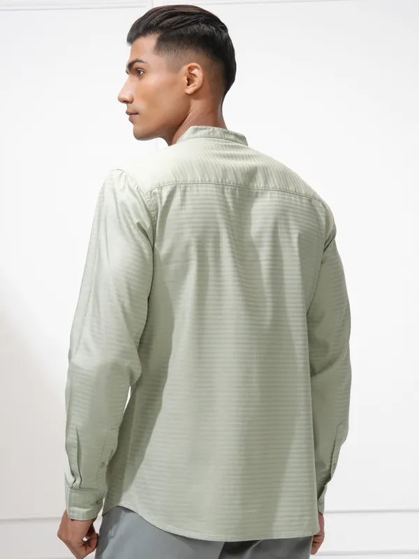 Highlander Men Green Self Design Regular Fit Casual Shirt