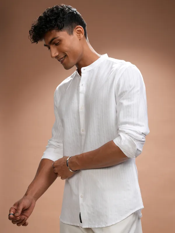 Highlander Men White Striped Relaxed Fit Casual Shirt