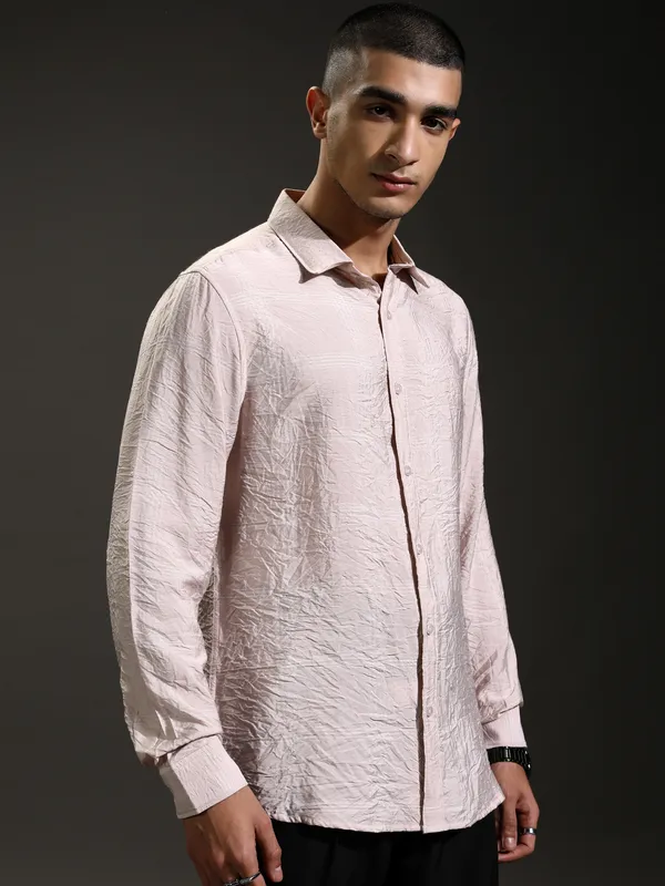 Highlander Men Pink Self Design Slim Fit Casual Shirt