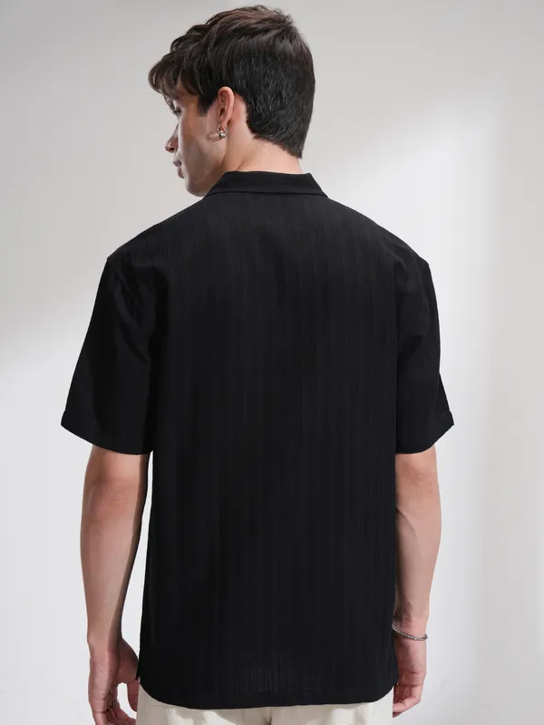 Highlander Men Black Self Design Relaxed Fit Casual Shirt