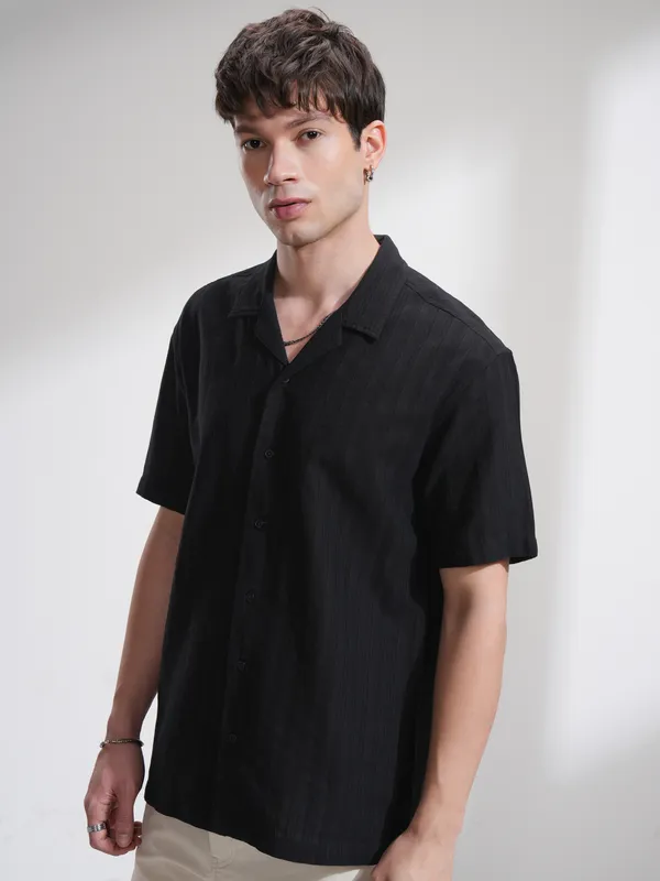 Highlander Men Black Self Design Relaxed Fit Casual Shirt