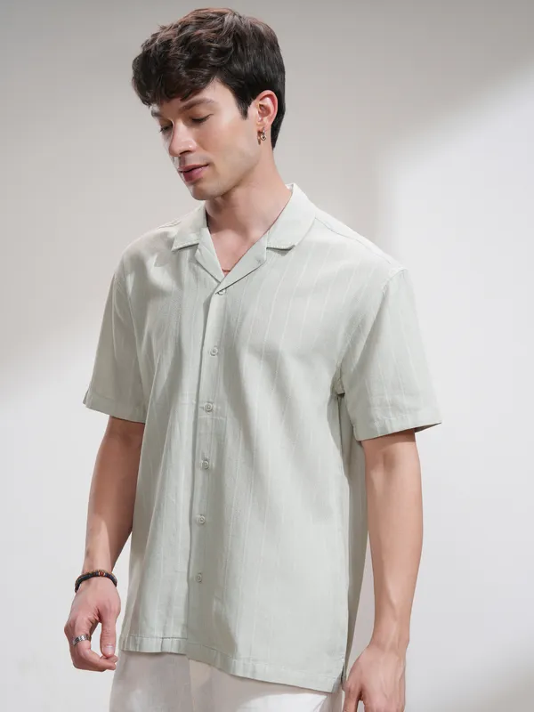 Highlander Men Grey Self Design Relaxed Fit Casual Shirt