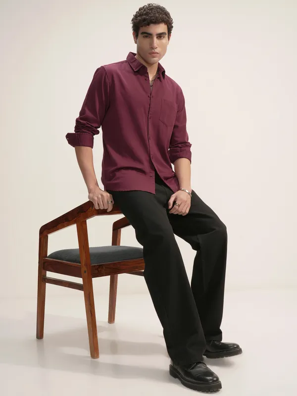 Highlander Men Maroon Self Design Regular Fit Casual Shirt