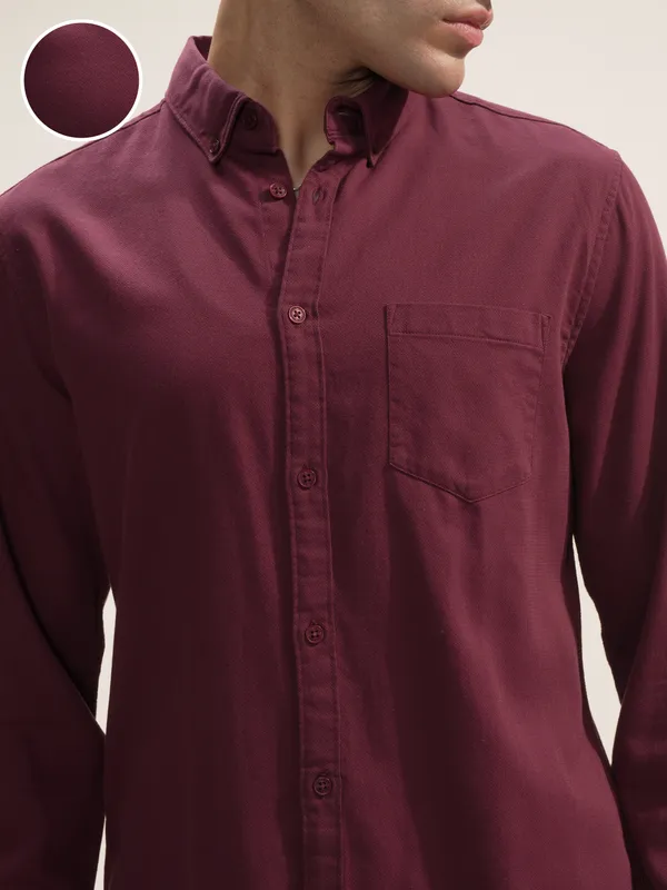 Highlander Men Maroon Self Design Regular Fit Casual Shirt