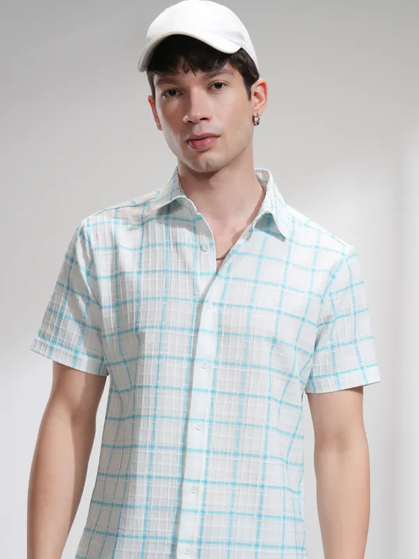 Highlander Men White Checked Regular Fit Casual Shirt