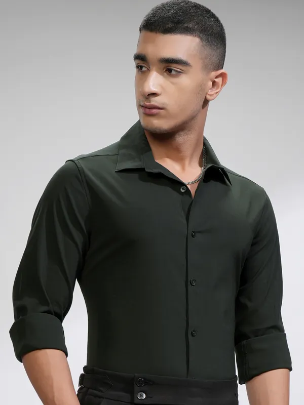 Highlander Men Green Self Design Slim Fit Casual Shirt