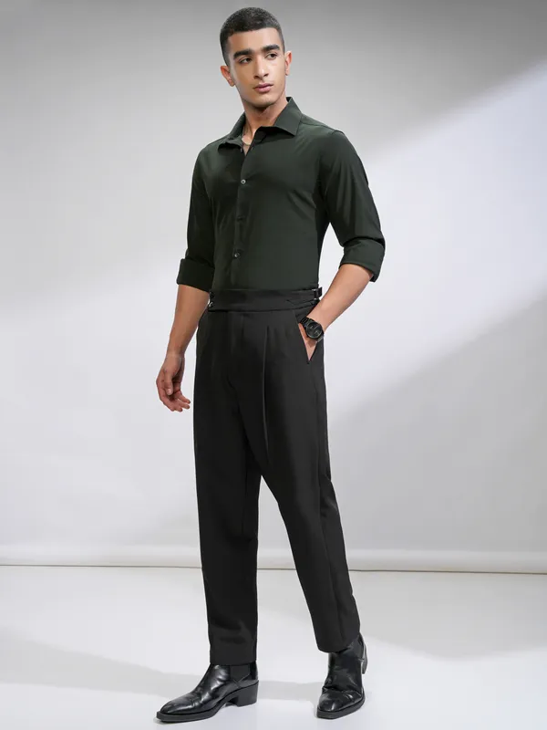 Highlander Men Green Self Design Slim Fit Casual Shirt