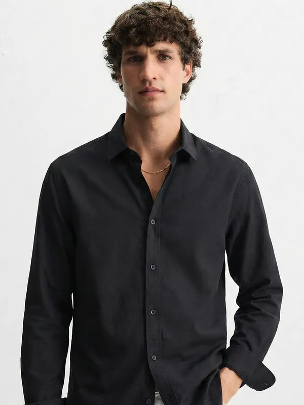 Highlander Men Black Self Design Slim Fit Casual Shirt
