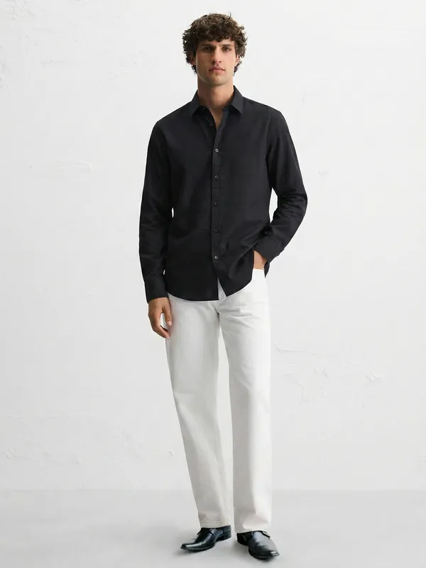 Highlander Men Black Self Design Slim Fit Casual Shirt