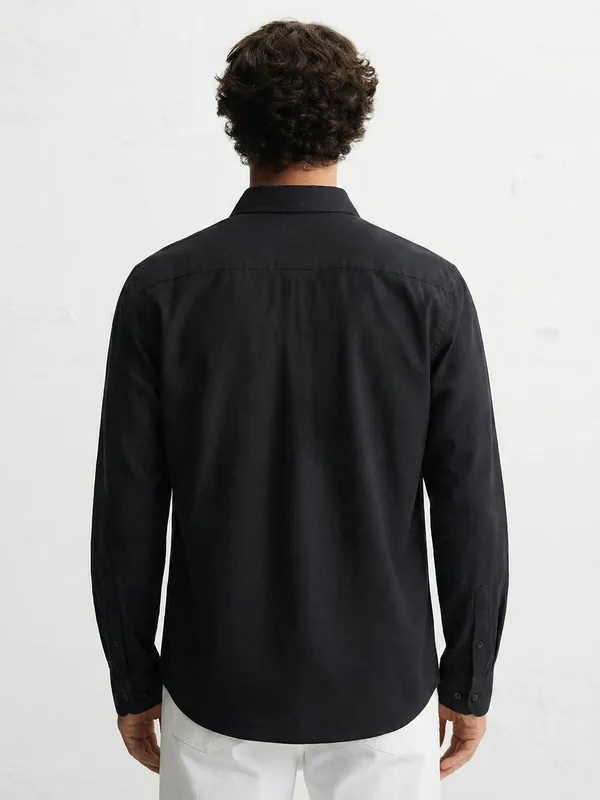 Highlander Men Black Self Design Slim Fit Casual Shirt