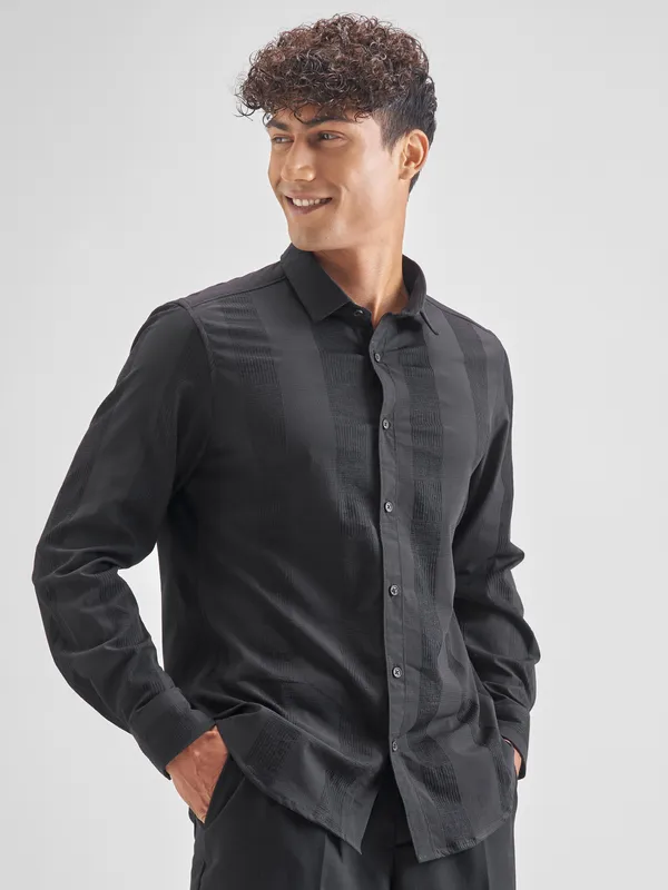 Highlander Men Black Self Design Slim Fit Casual Shirt