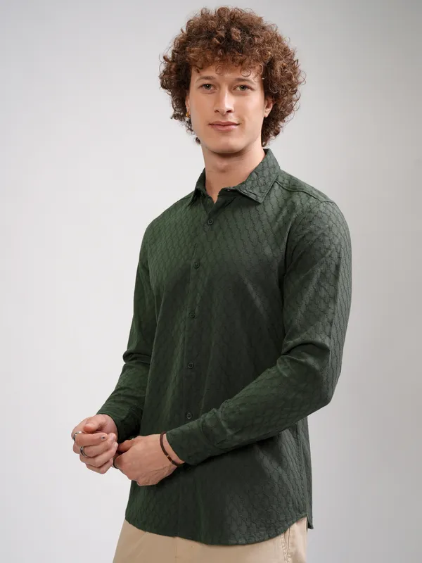 Highlander Men Green Self Design Regular Fit Casual Shirt