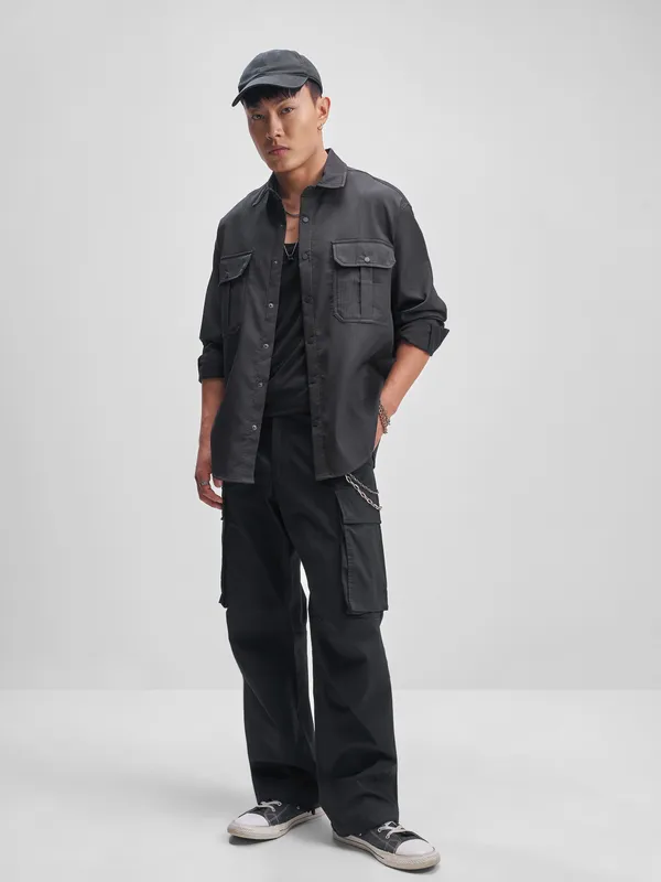 Highlander Men Black Self Design Oversized Fit Casual Shirt