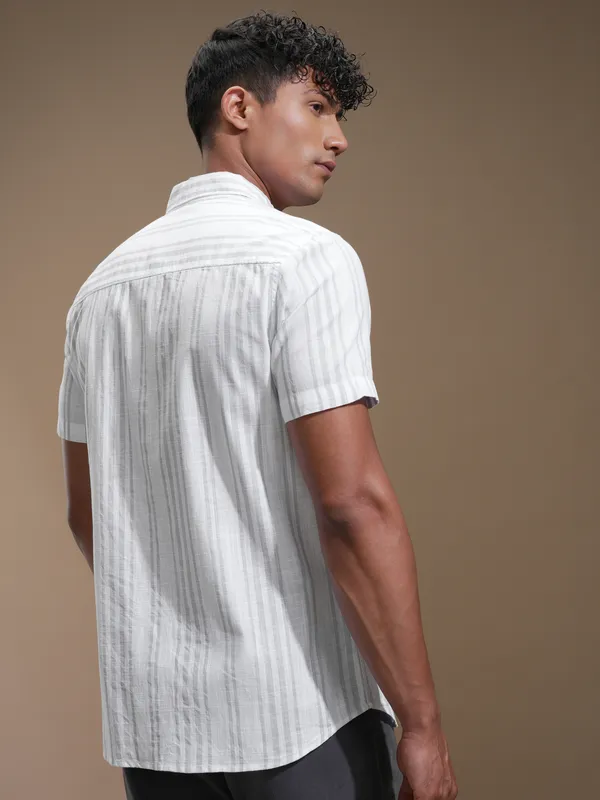 Highlander Men White Striped Regular Fit Casual Shirt