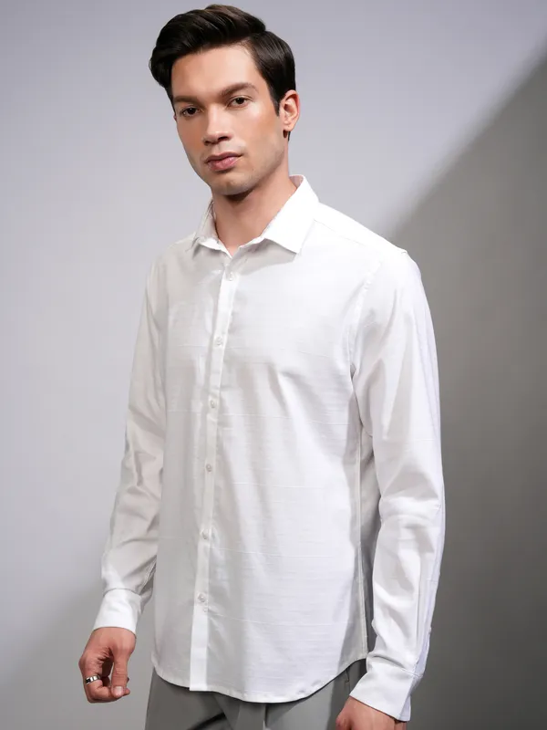 Highlander Men White Striped Slim Fit Casual Shirt