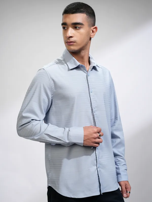 Highlander Men Blue Striped Slim Fit Casual Shirt