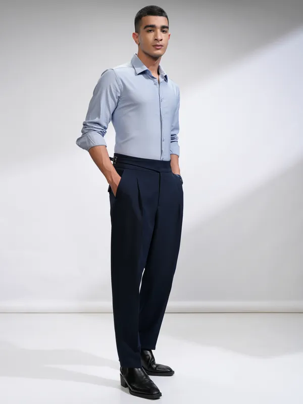 Highlander Men Lavender Solid Slim Fit Casual Shirt