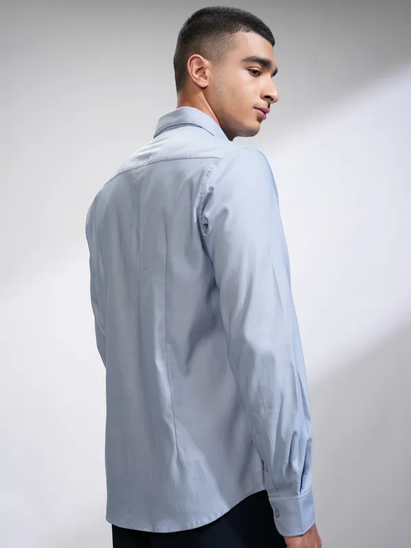 Highlander Men Lavender Solid Slim Fit Casual Shirt