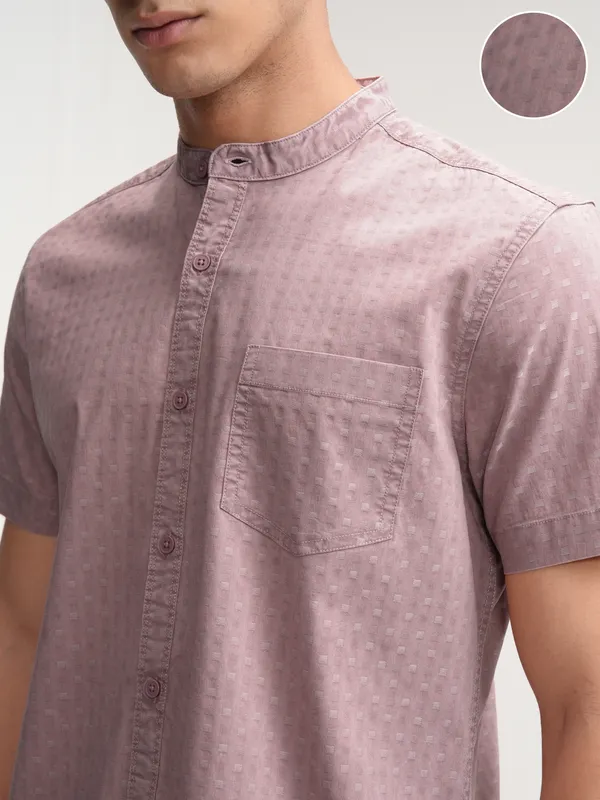 Highlander Men Pink Printed Slim Fit Casual Shirt