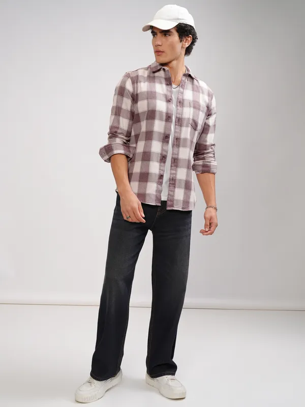 Highlander Men Maroon Checked Slim Fit Casual Shirt